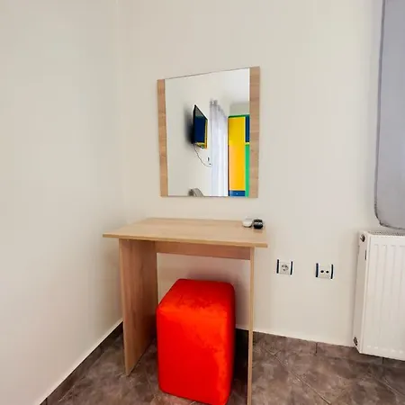 Almyriki Apartment *