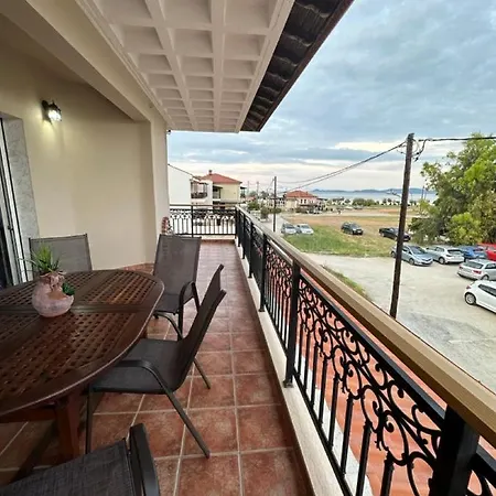 Almyriki Appartement *