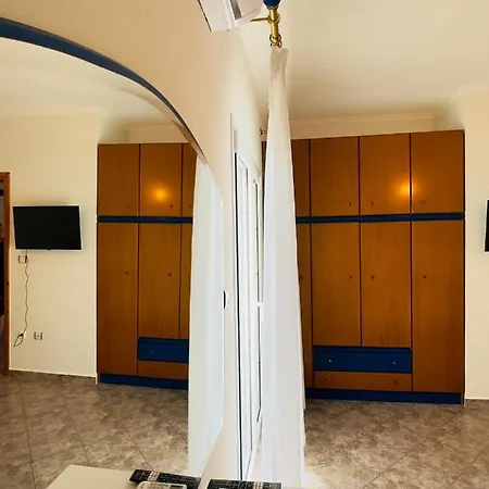 Almyriki Appartement *